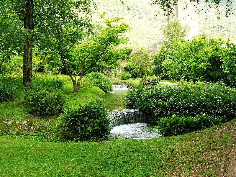 Canali d'irrigazione Giardini di Ninfa