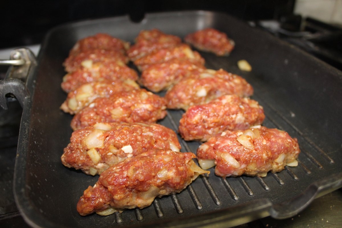 cevapcici ricetta semplice di carne griglia barbecue