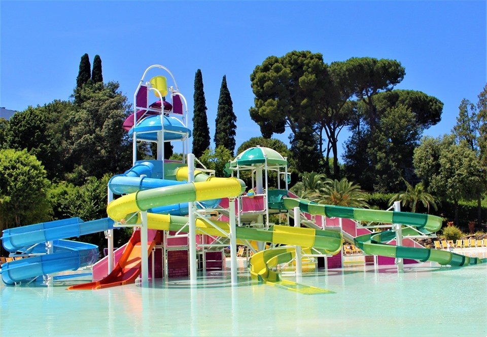 luneur park splash zone acquascivoli ombrelloni acqua bambini roma