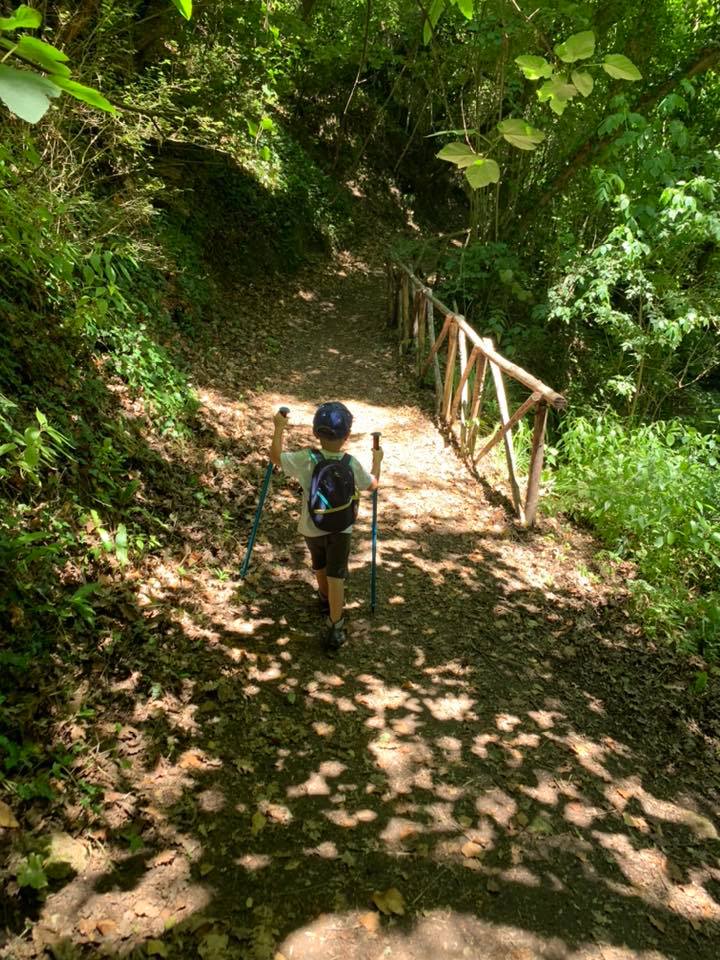 trekking per bambini roma fiume treja