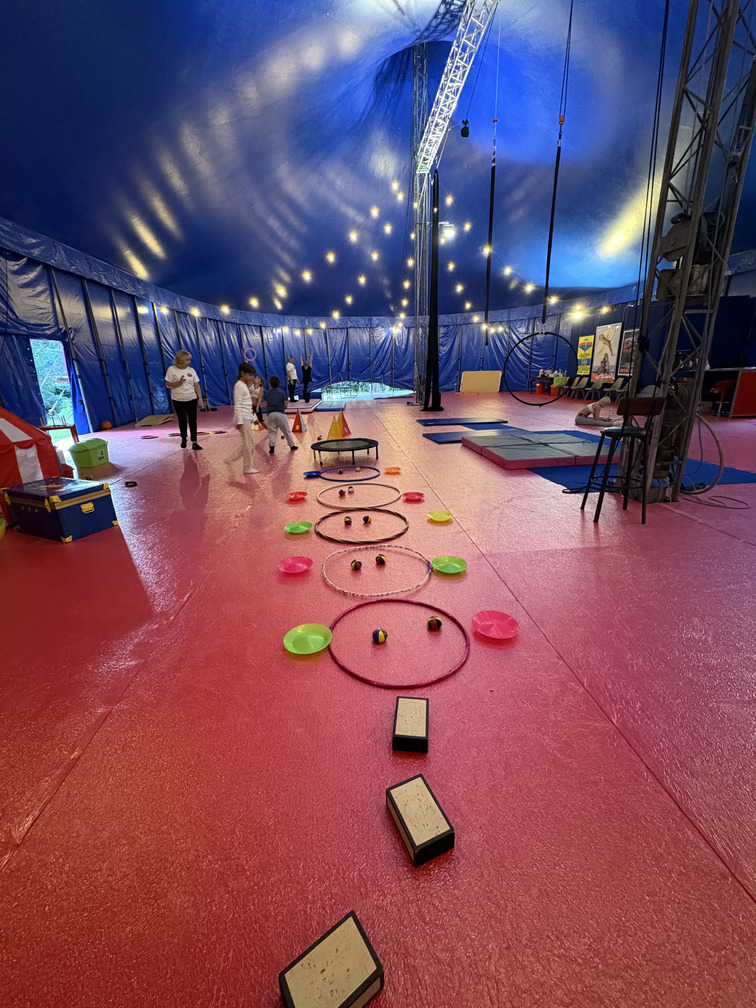 scuola di circo Roma Moira Orfei adulti e bambini