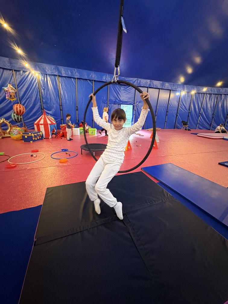 scuola di circo Roma Moira Orfei adulti e bambini