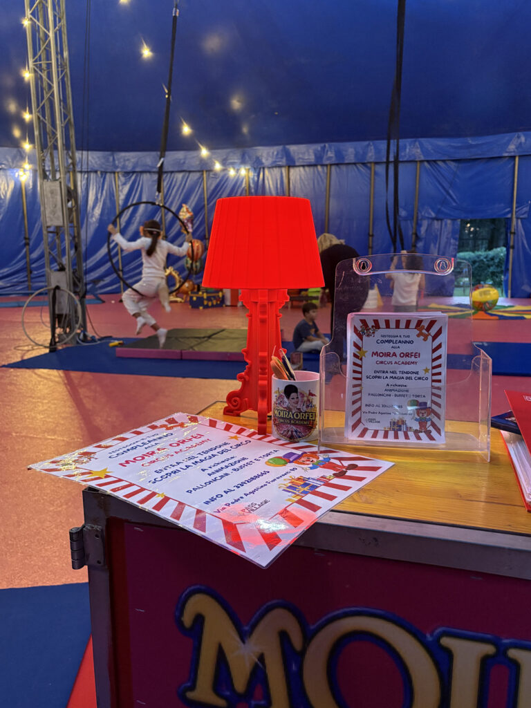 scuola di circo Roma Moira Orfei adulti e bambini